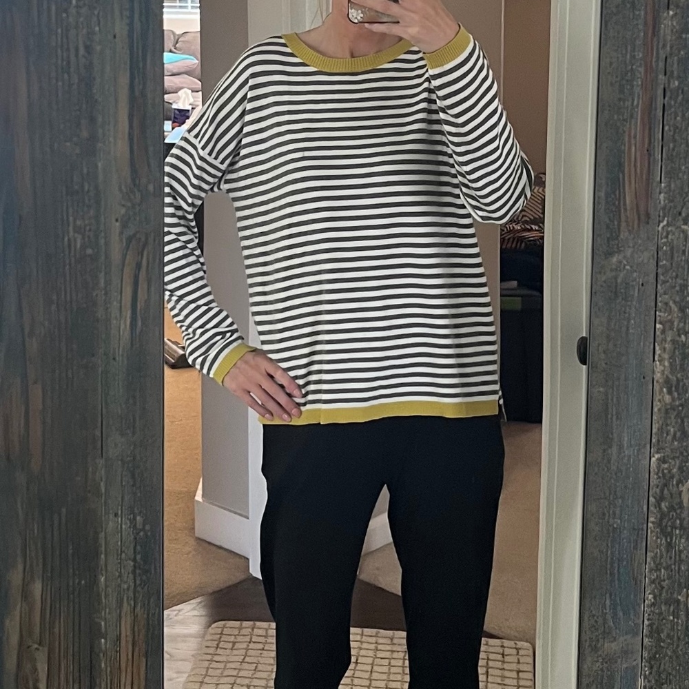 Stripe top